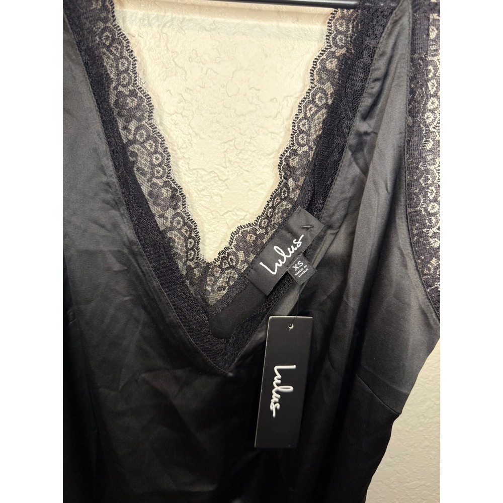 Lulus Womens Black Lace Trim V Neck Bodysuit - Picture 3 of 3